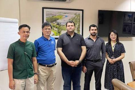 中正鍋爐銷售團隊積極“出海” 亮相孟加拉達卡國際展會